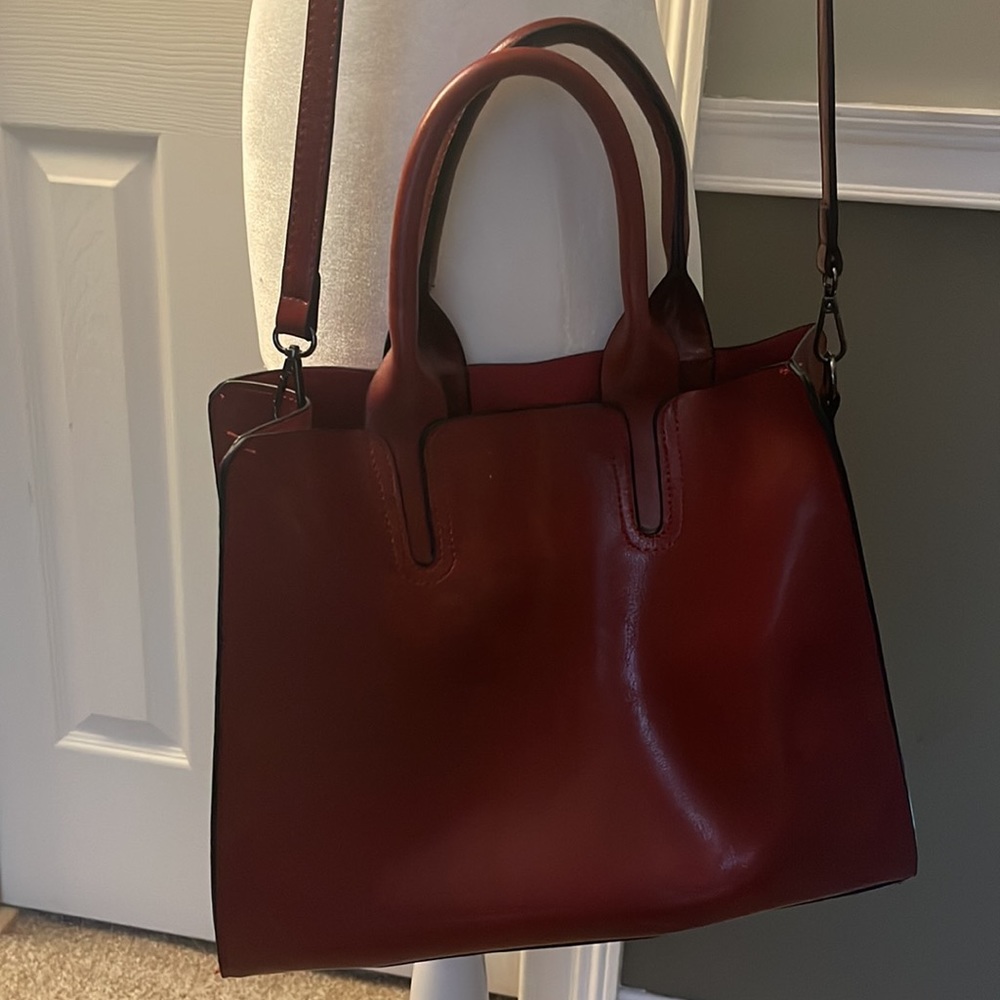 Red shoulder bag - Picture 3 of 6